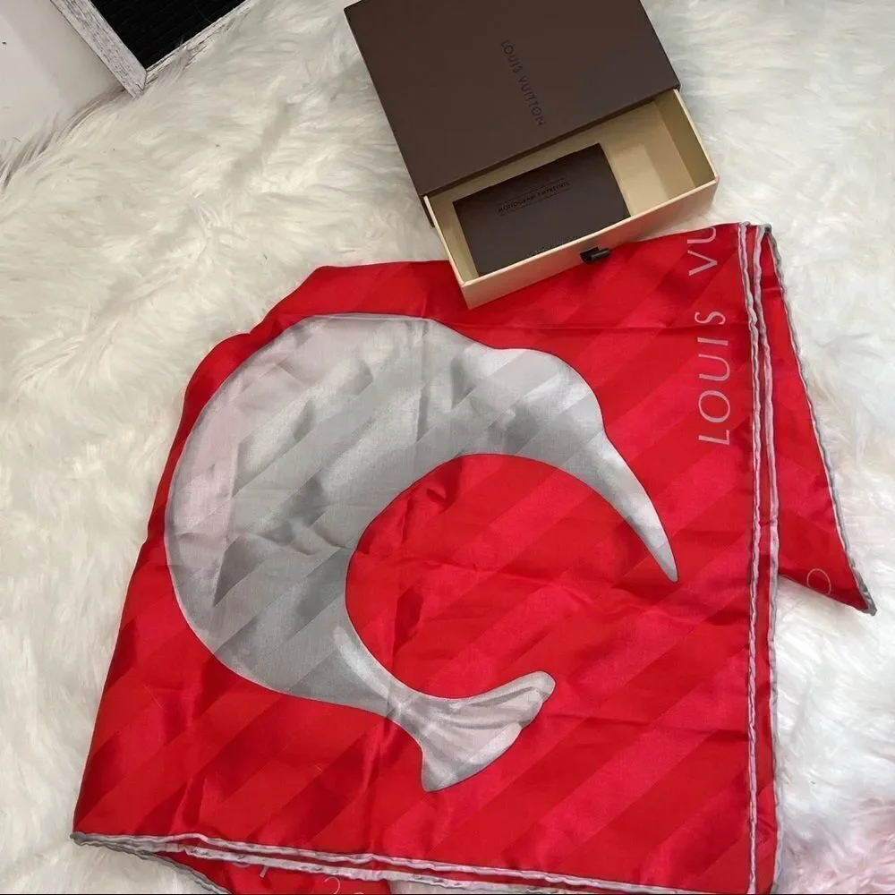 𝅺LOUIS vuitton 2000 cup limited edition
